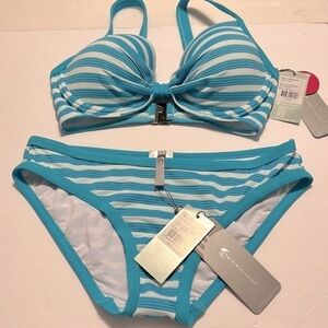 Moontide New Zealand 2 Piece Bikini Above Board Aqua Size 6 NWT